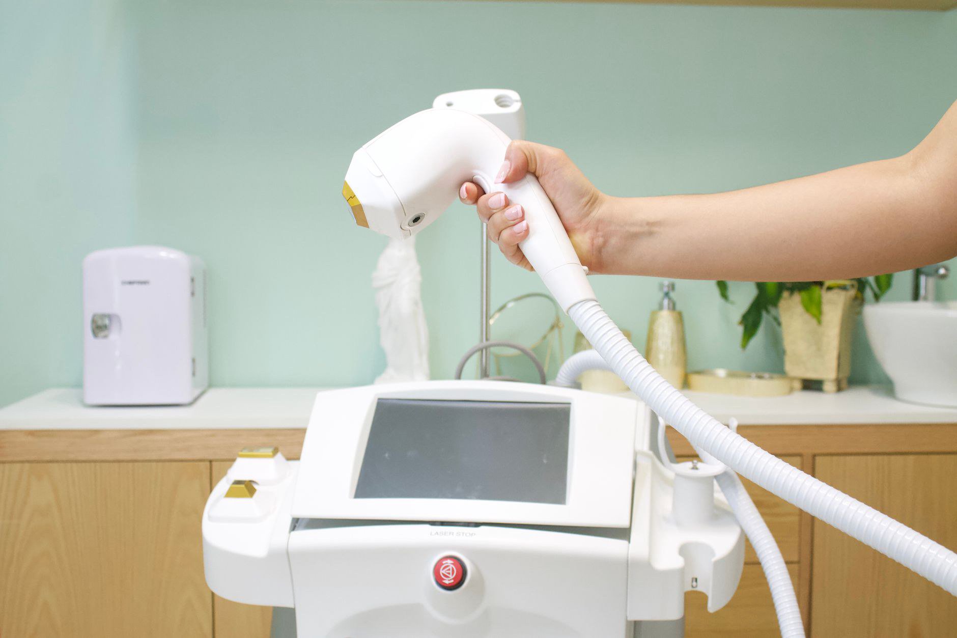 Order hộ giúp spa mua thiết bị làm đẹp từ Taobao an toàn, thuận tiện hơn Order hộ giúp spa mua thiết bị làm đẹp từ Taobao an toàn, thuận tiện hơn