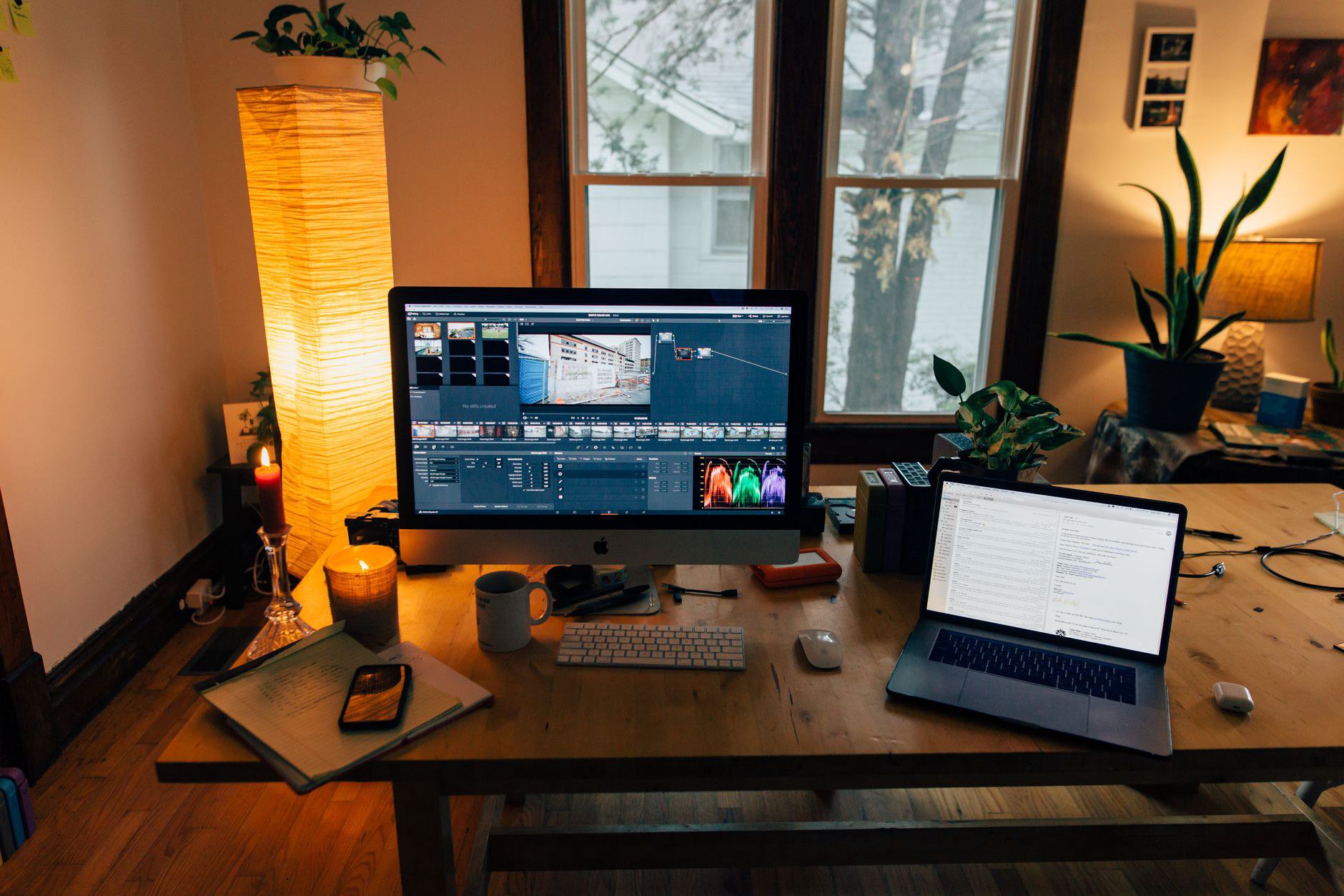 1. Nhóm phần mềm dựng video trên điện thoại, thao tác đơn giản 1. Nhóm phần mềm dựng video trên điện thoại, thao tác đơn giản